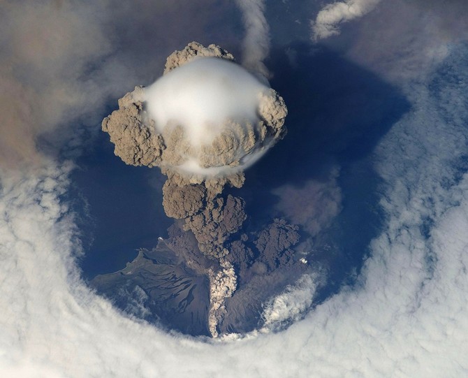 Éruption volcanique